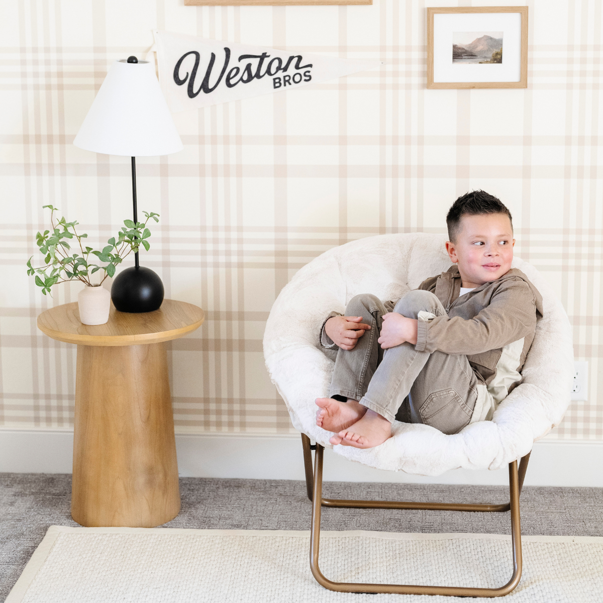 Saucer Chair by Saranoni