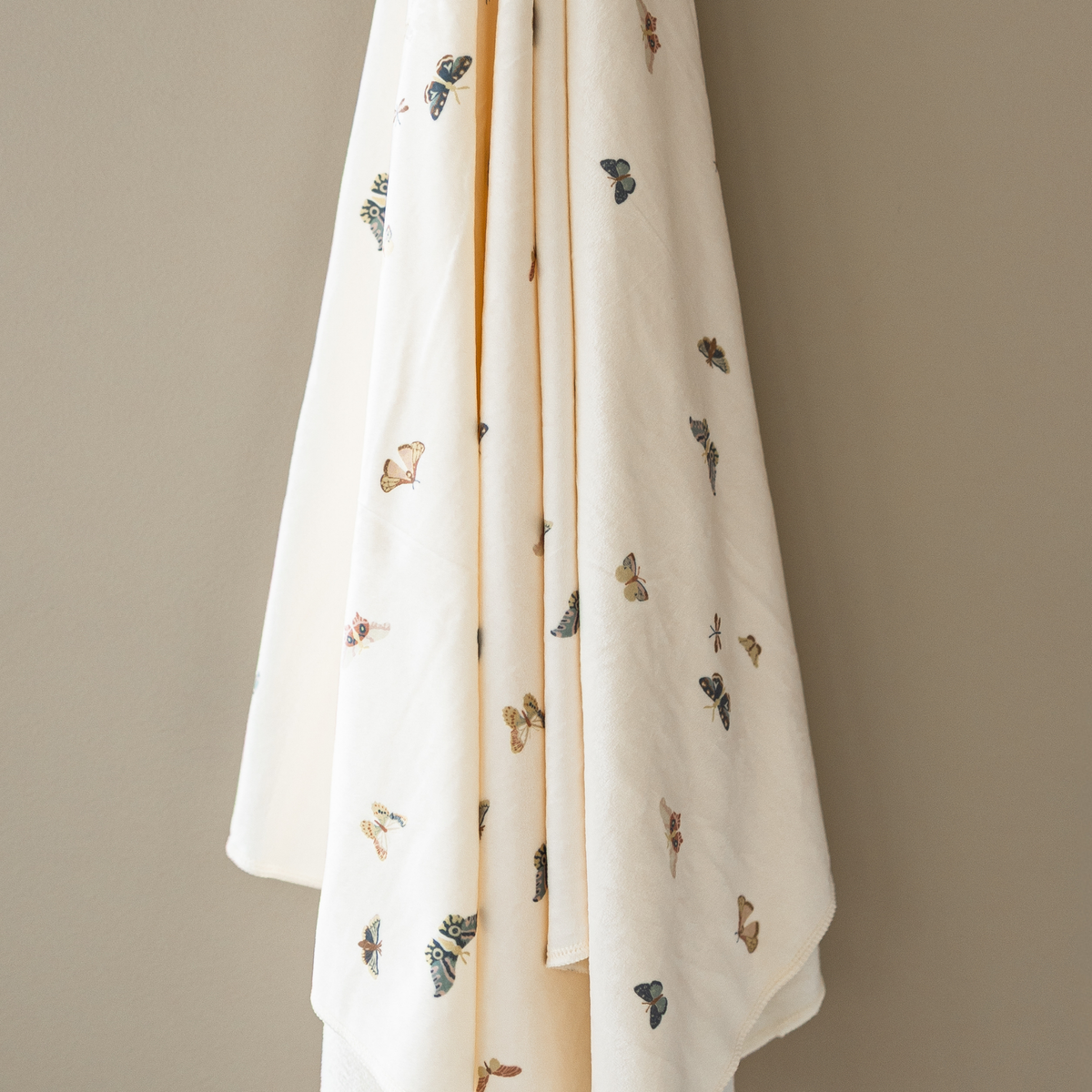 Minky Stretch Luxe Swaddle/Blanket by Saranoni, product image 7