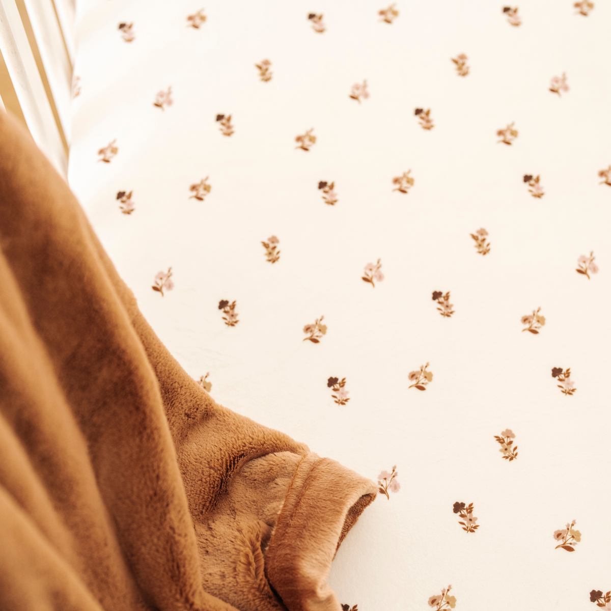 Minky Stretch Luxe Crib Sheets by Saranoni, product image 30