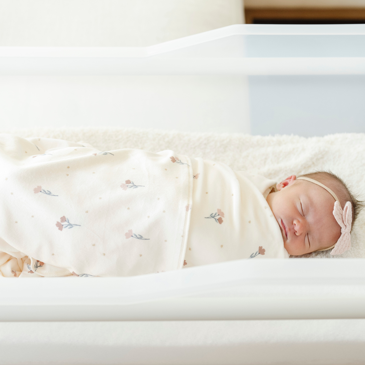 Minky Stretch Luxe Swaddle/Blanket by Saranoni, product image 2