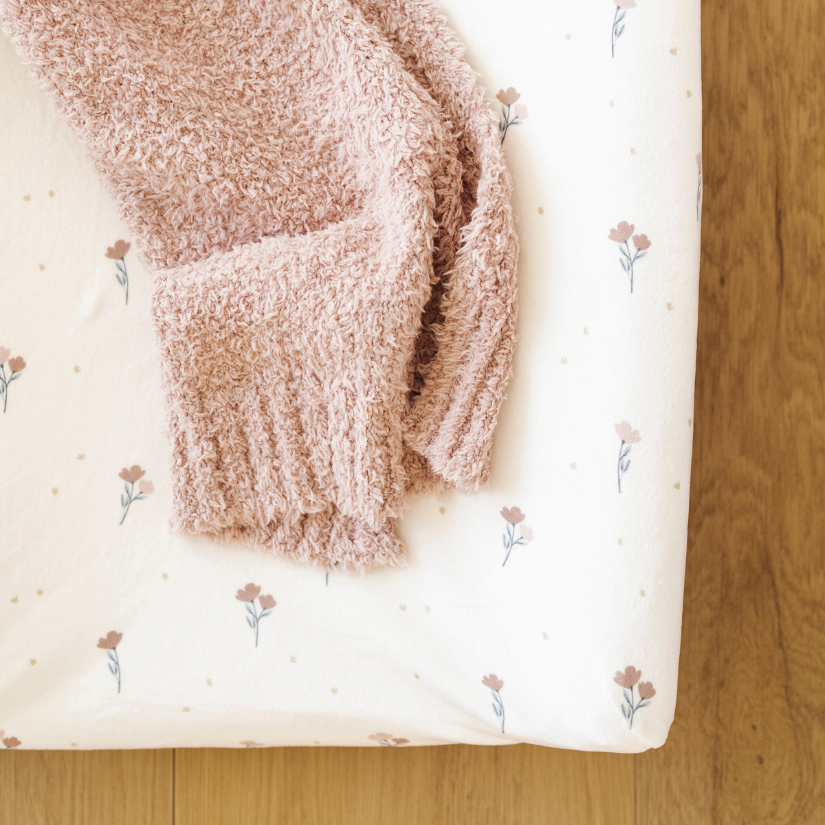Minky Stretch Luxe Changing Covers by Saranoni, product image 2