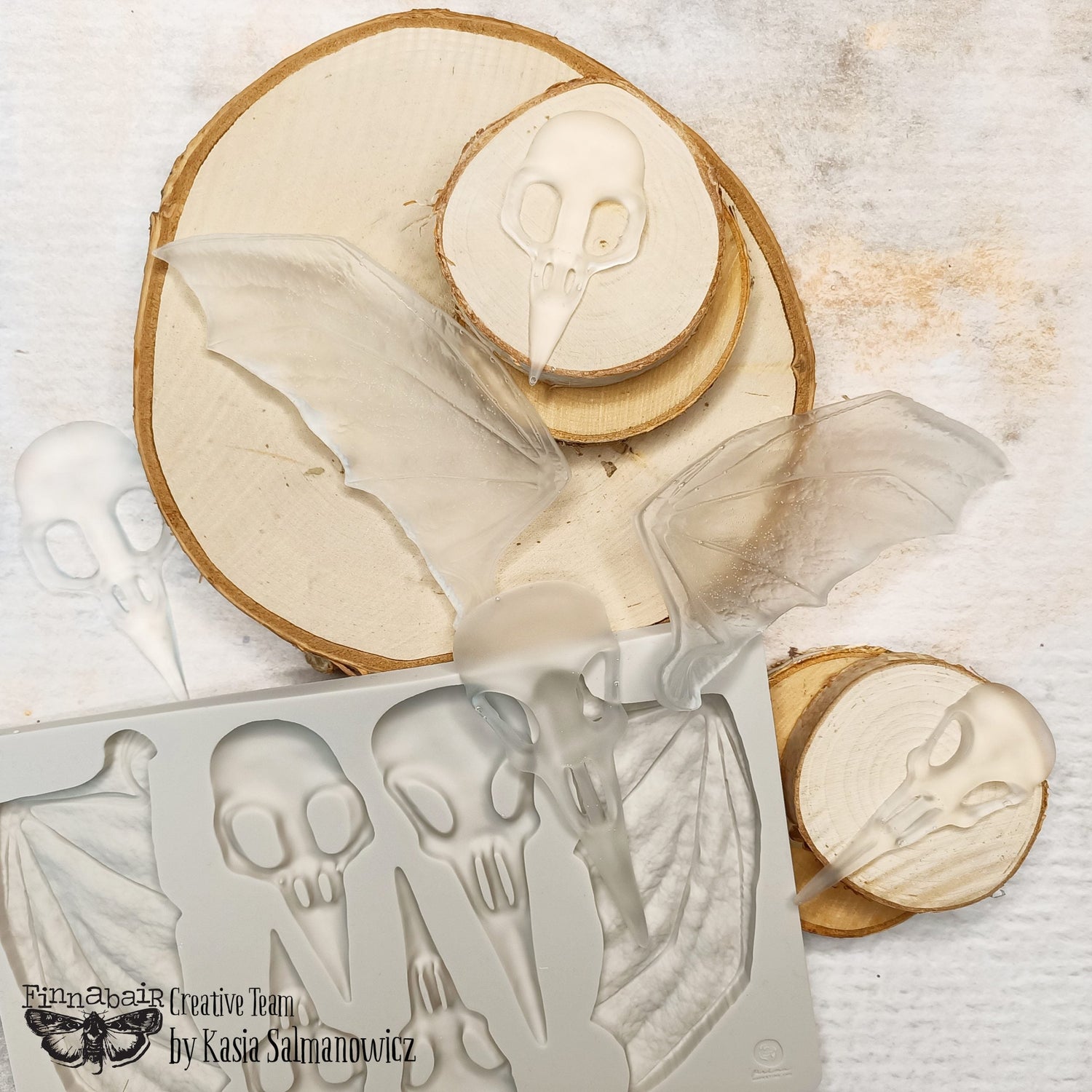 Finnabair - Moulds - Birds and Bats - 1 pc, 5x8 in Copyright #VA0002325590