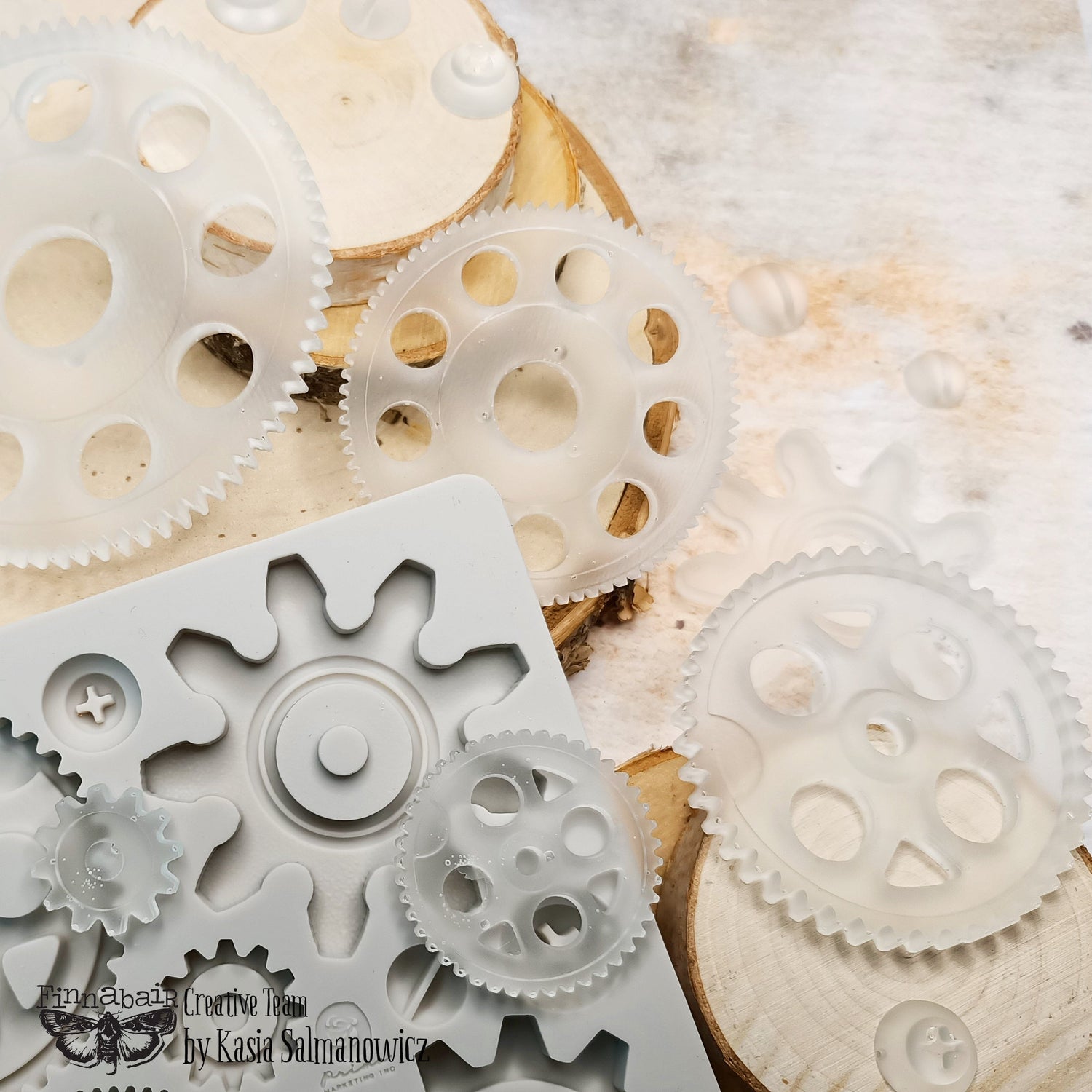 Finnabair - Moulds - Large Gears - 1 pc, 5x8 in Copyright #VA0002330246