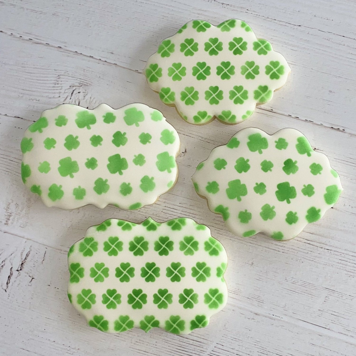 Shamrock Confetti Pattern Stencil