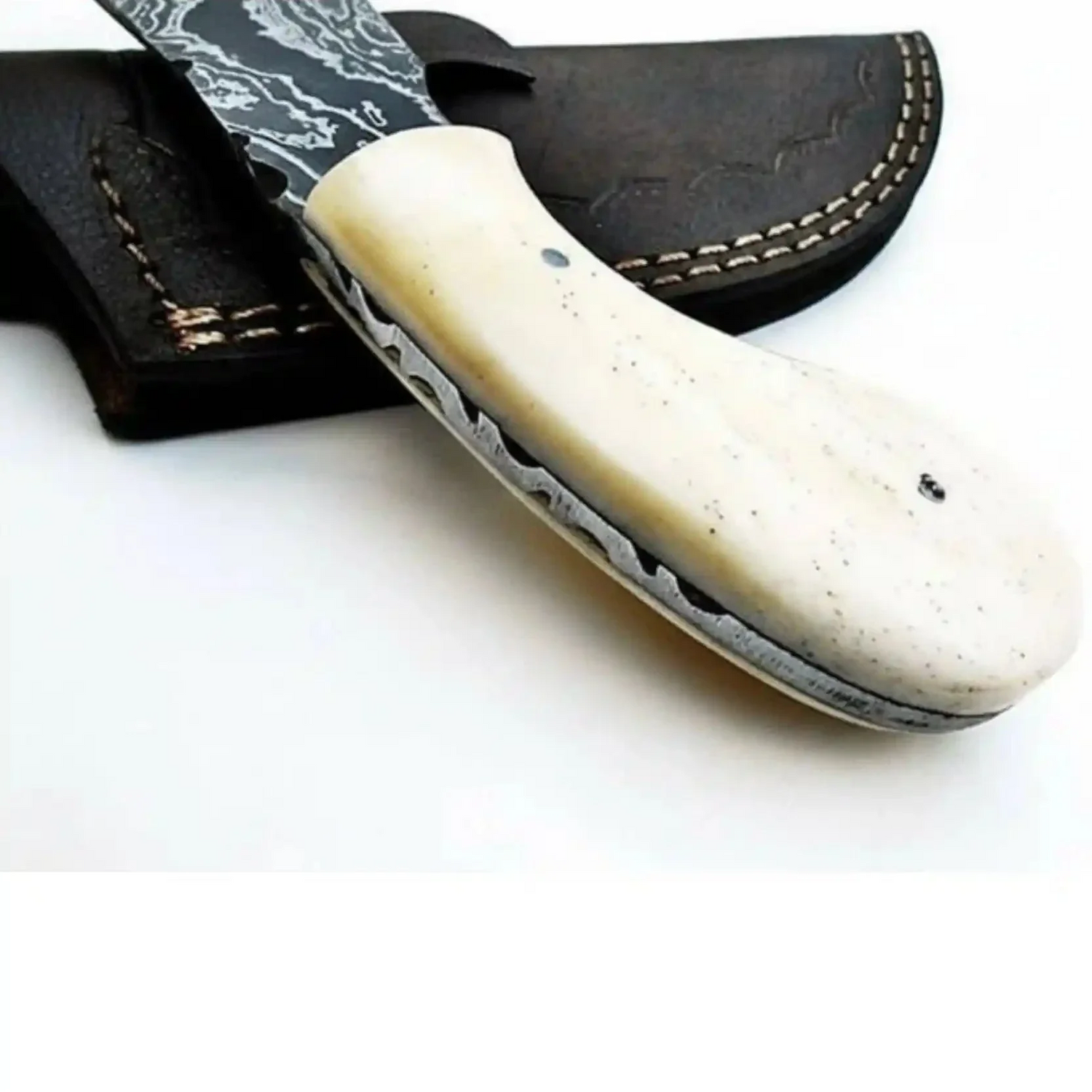 Custom Made Damascus Steel Hunting Knife / Skinning Knife Gut Hook DK-0101