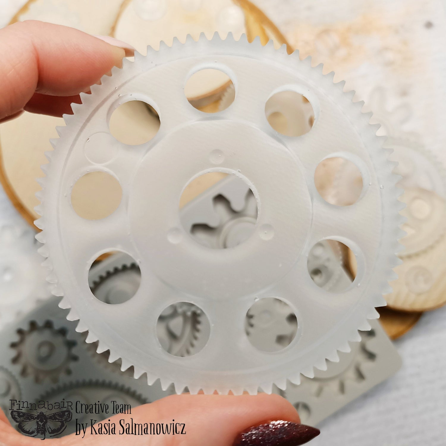 Finnabair - Moulds - Large Gears - 1 pc, 5x8 in Copyright #VA0002330246