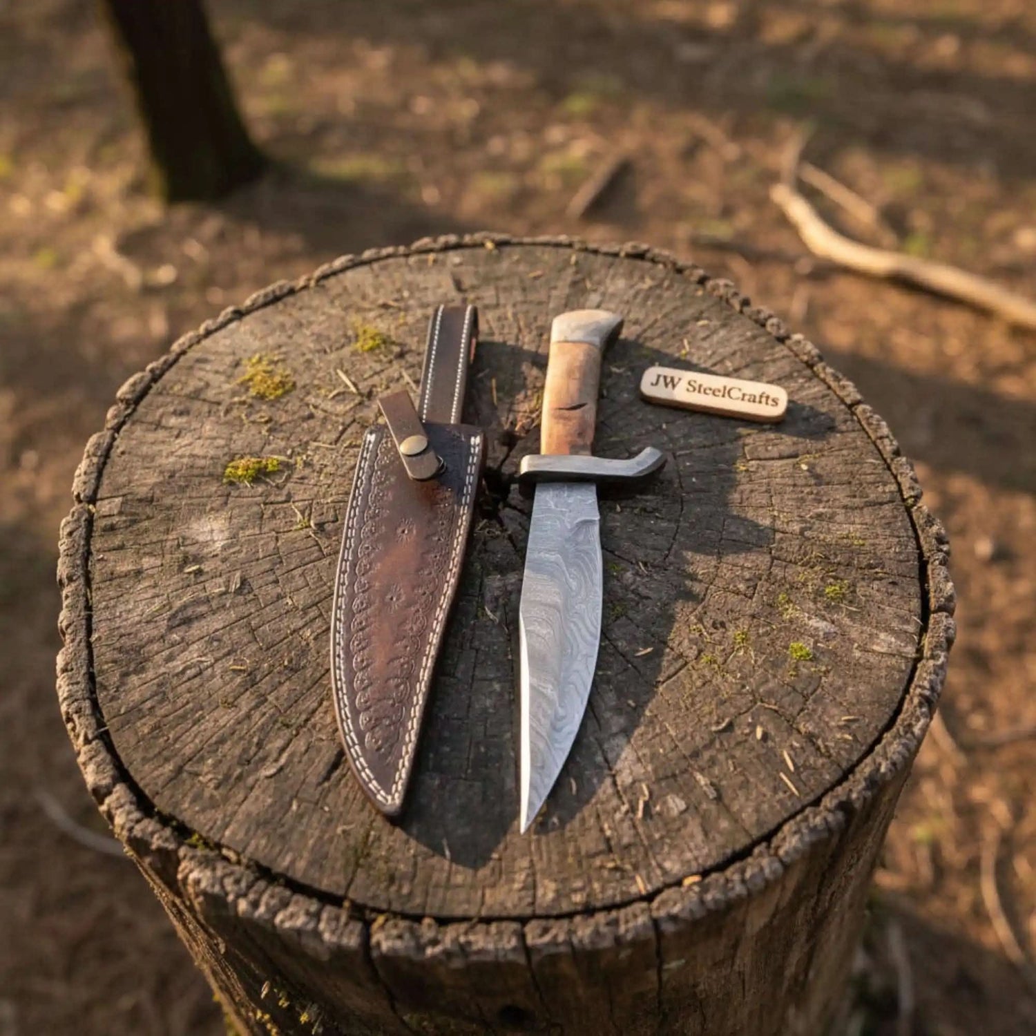 Classic Jim Bowie Style Damascus Steel Bowie Knife – Clip Point Blade with Walnut Wood Handle | JW SteelCrafts