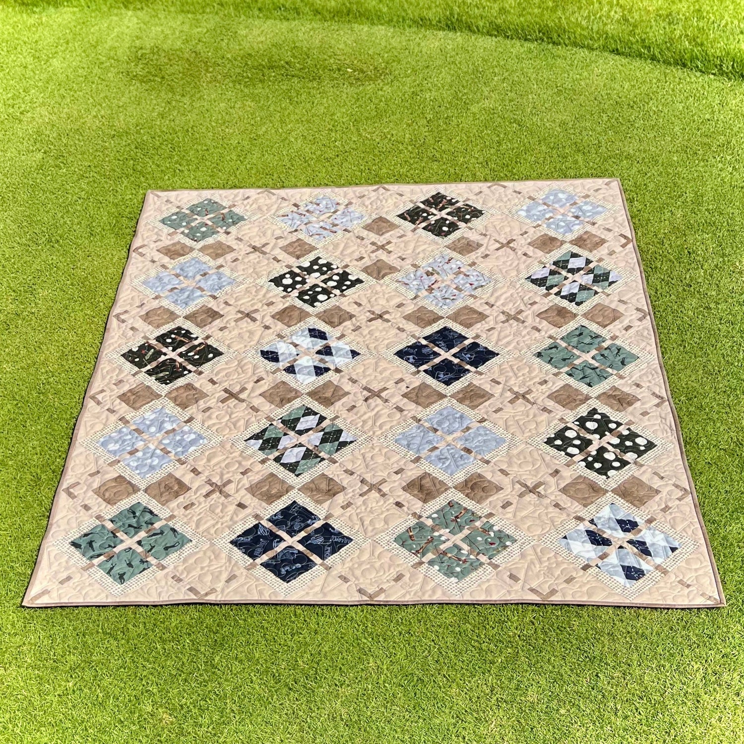 Match Play Argyle Golf Quilt Pattern - Paper Print Version