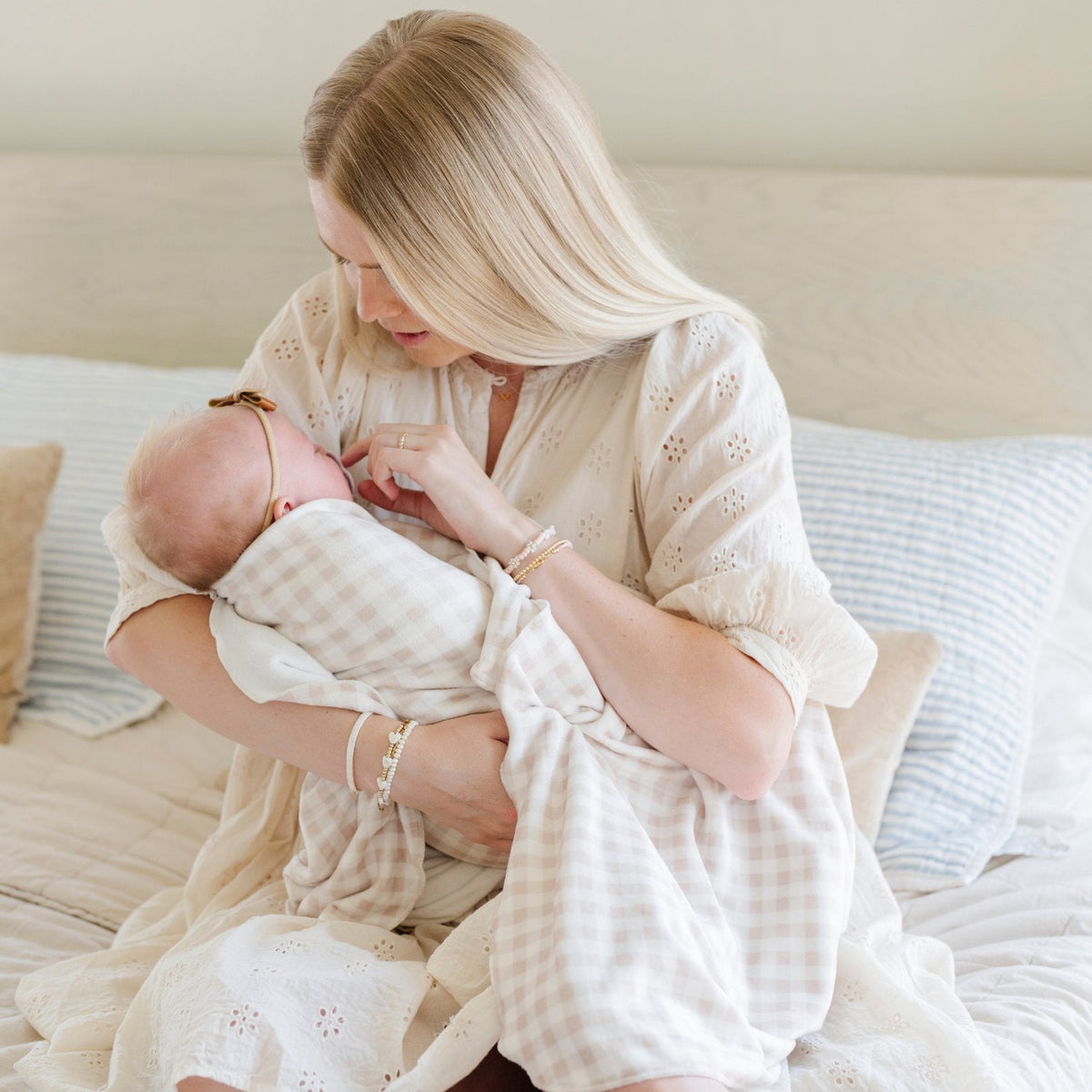 Minky Stretch Luxe Swaddle/Blanket by Saranoni, product image 23