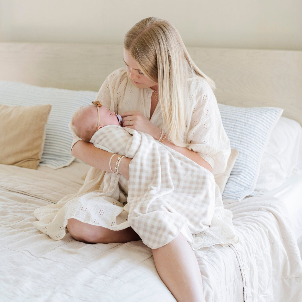 Minky Stretch Luxe Swaddle/Blanket by Saranoni, product image 24