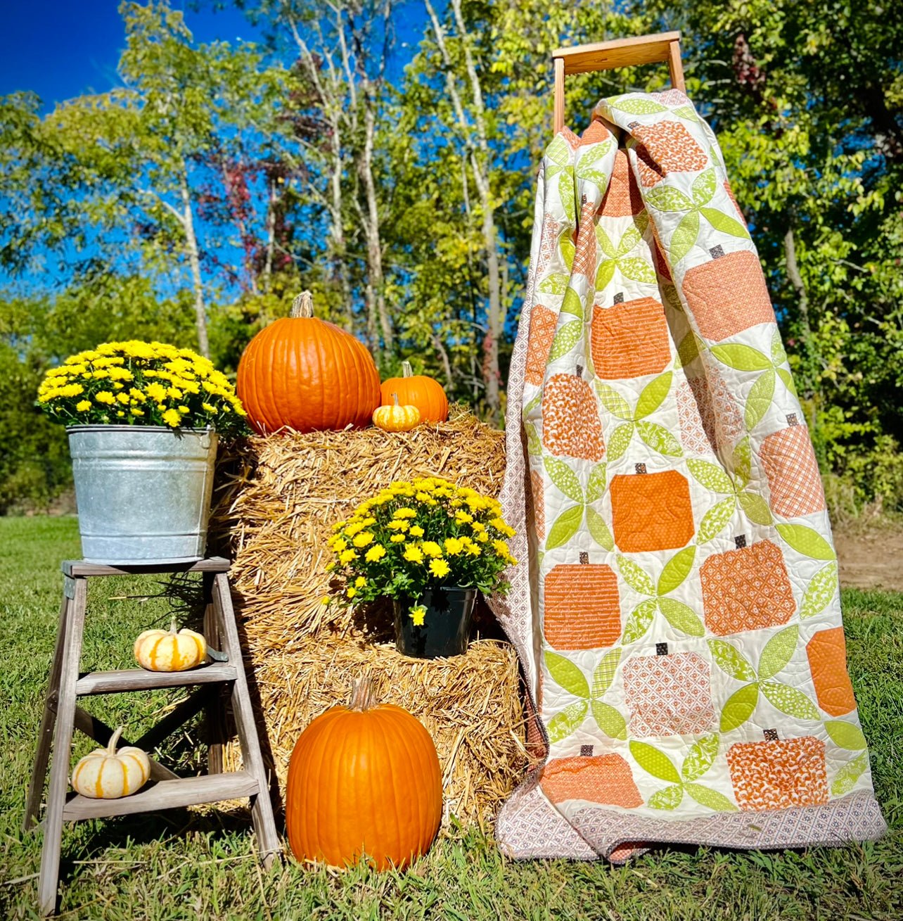 Pumpkin Vines Quilt Pattern - Paper Print Version