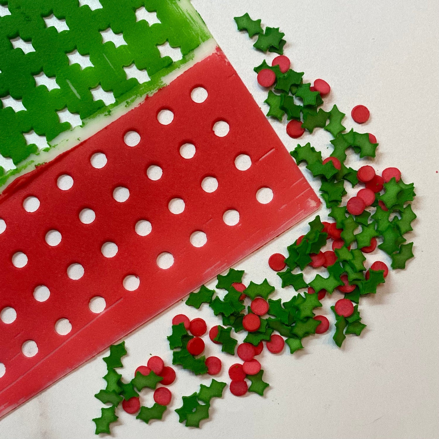 Holly Berries Sprinkles Stencil