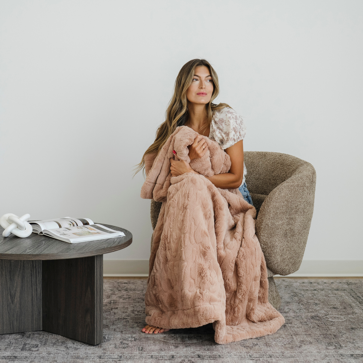 Patterned Faux Fur XL Throw Blankets by Saranoni, product image 56