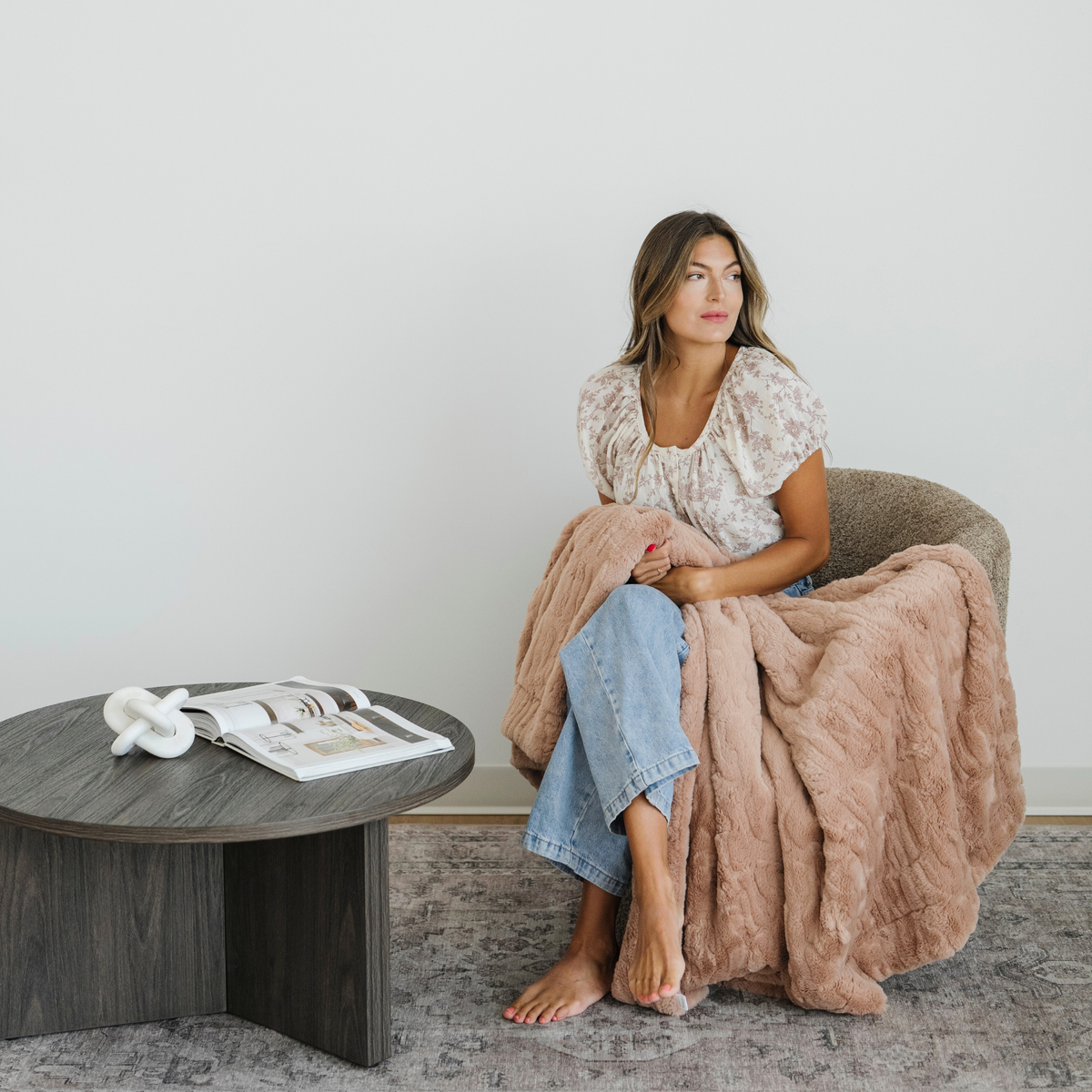 Patterned Faux Fur Throw Blankets by Saranoni, product image 58