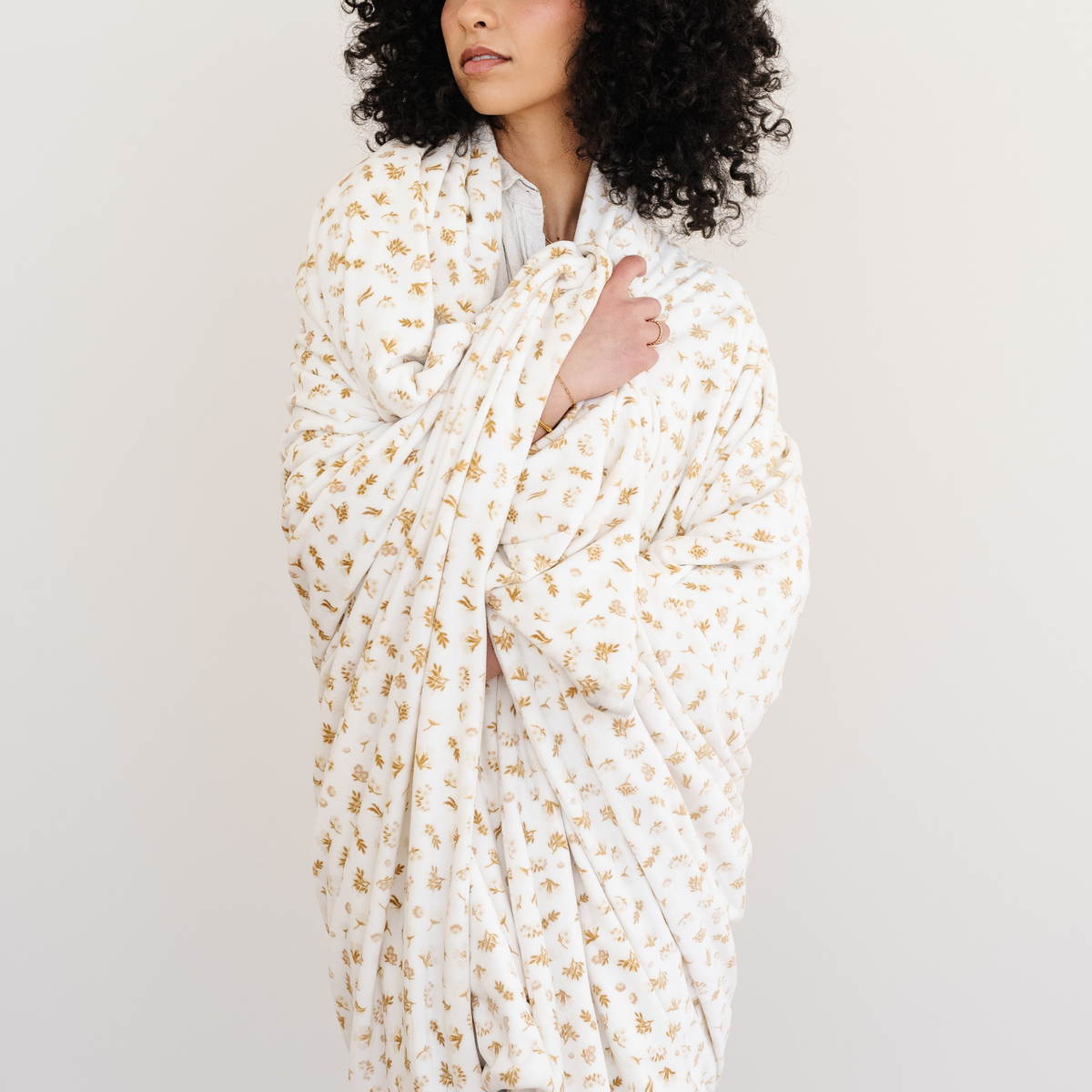 Minky Stretch Throw Blankets by Saranoni, product image 21