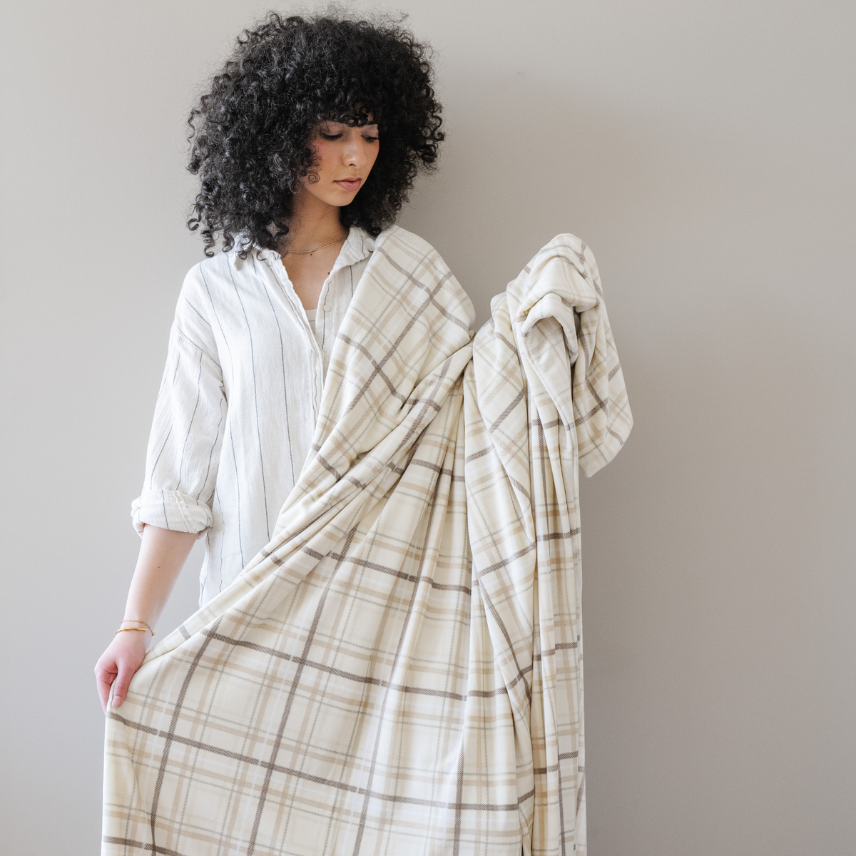 Minky Stretch Throw Blankets by Saranoni, product image 29