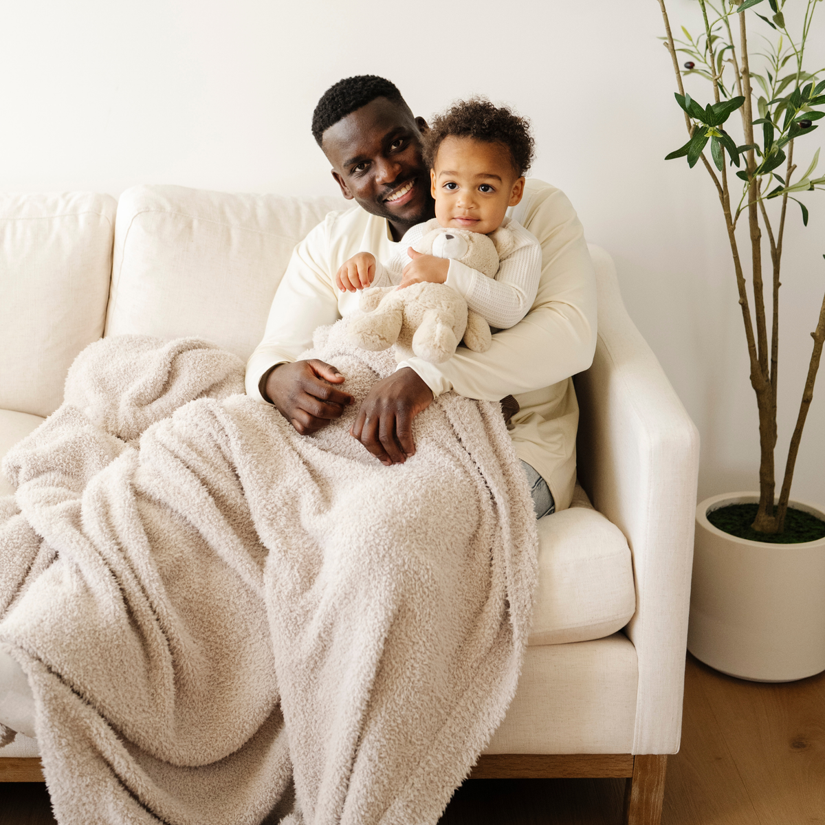 Bamboni® Throw Blankets by Saranoni