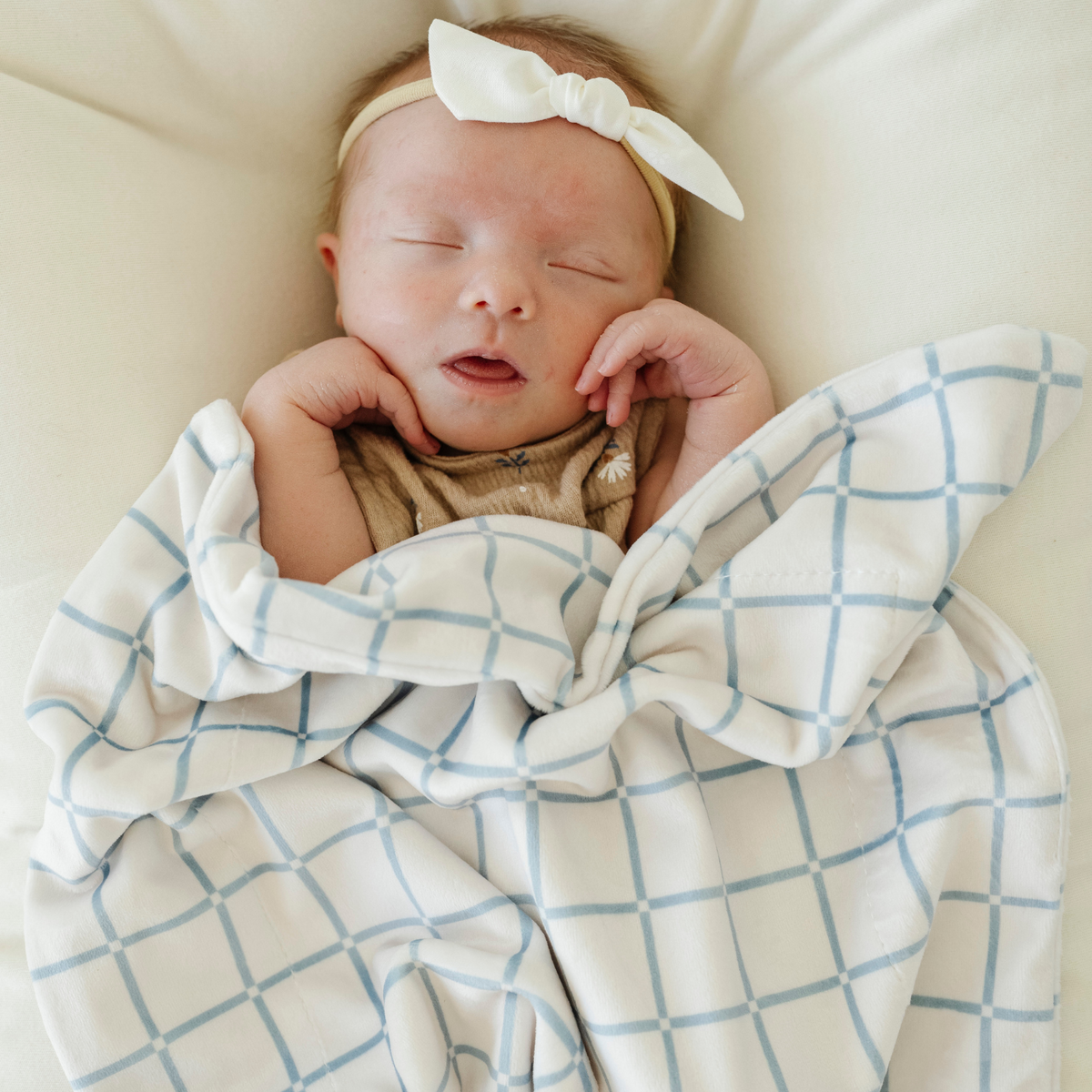 Minky Stretch Receiving Blankets by Saranoni, product image 35