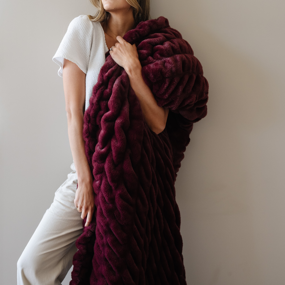 Double Ruched Faux Fur XL Throw Blankets by Saranoni, product image 14