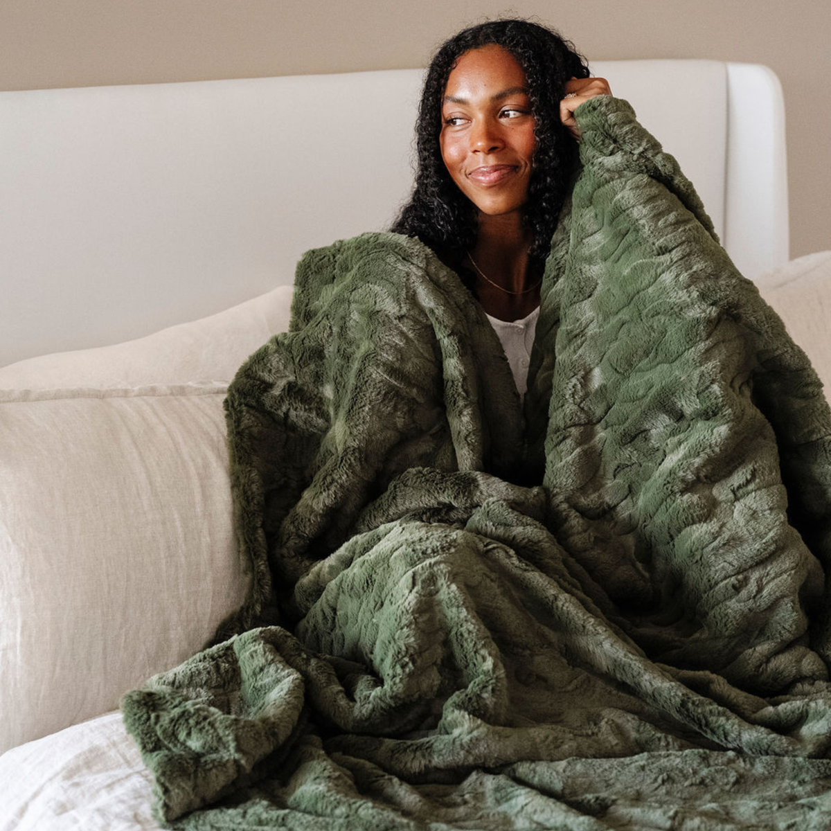 Patterned Faux Fur XL Throw Blankets by Saranoni, product image 86