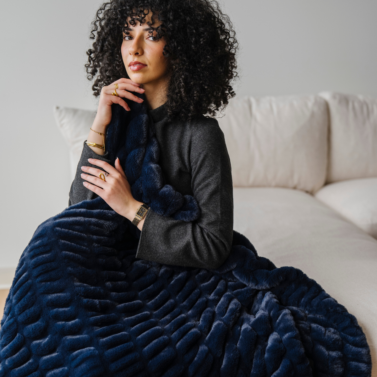 Double Ruched Faux Fur XL Throw Blankets by Saranoni, product image 35