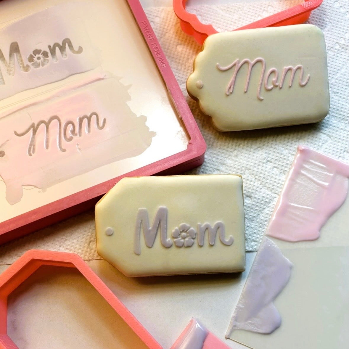 Mom Gift Tag Cookie Stencil