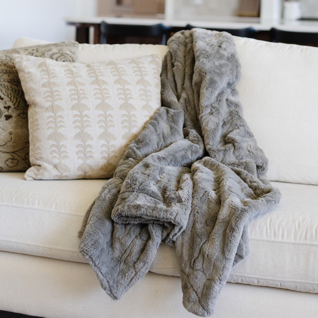 Patterned Faux Fur Throw Blankets by Saranoni, product image 24