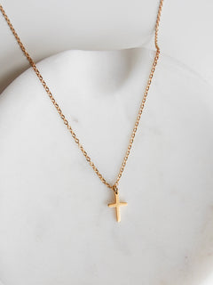 Necklace: 18kt Gold Cross by jenessawaitshop