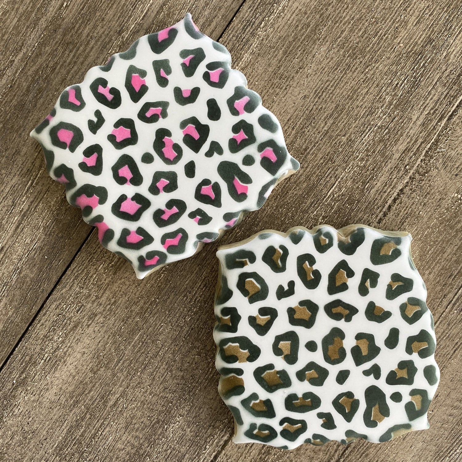 Double Cheetah Pattern Stencil Set