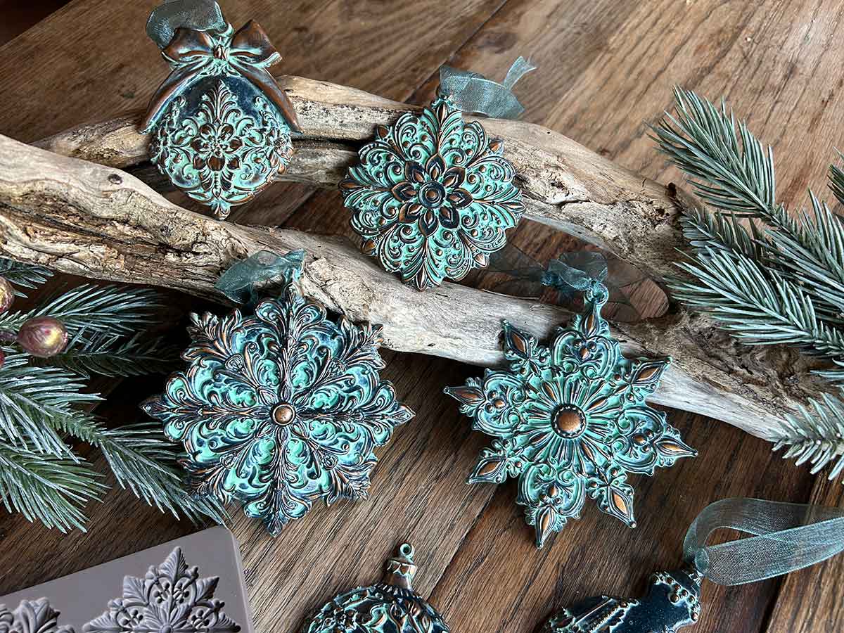 Decor Moulds® - Frosted Snowflake Wonders - 1 pc, 5