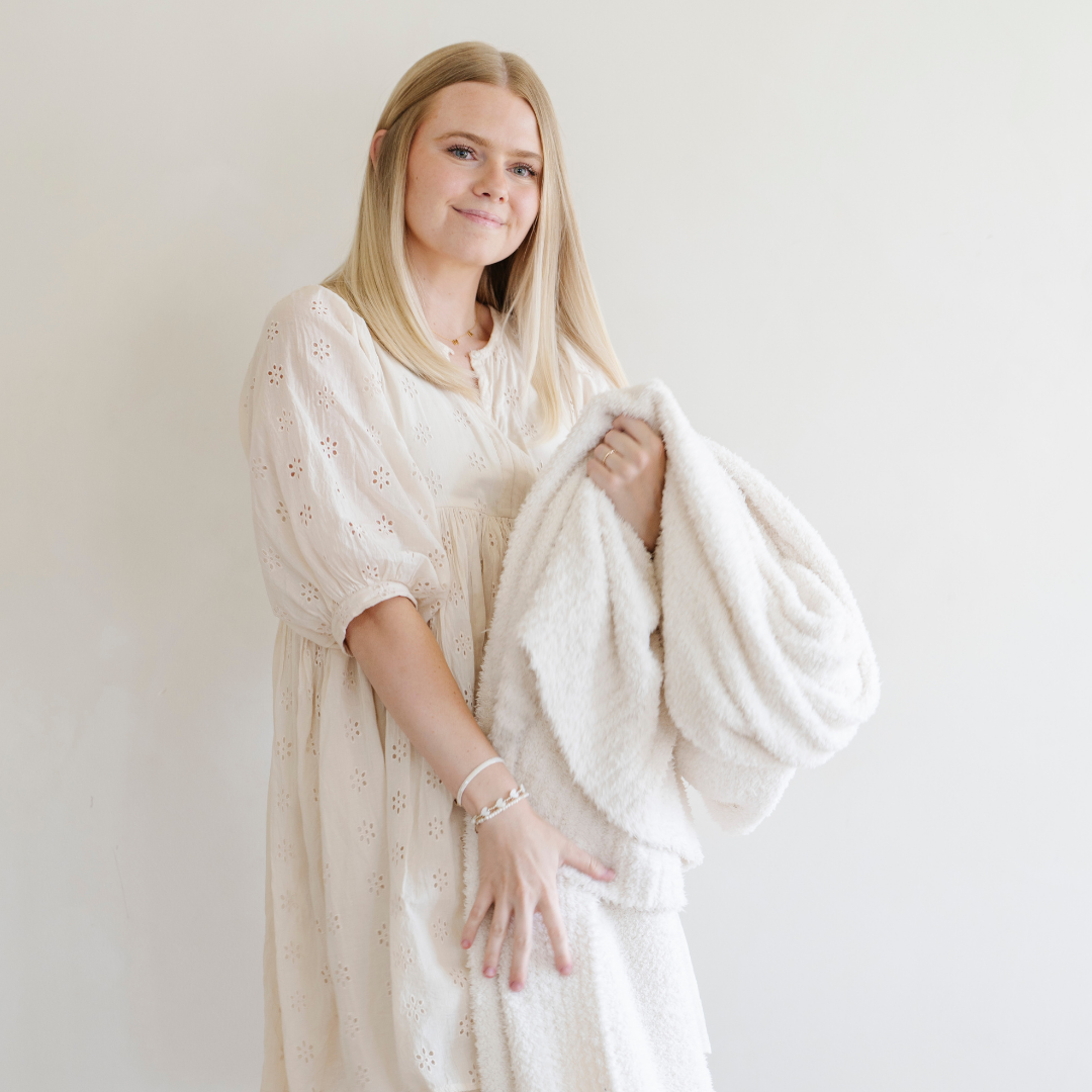 Bamboni® Throw Blankets by Saranoni, product image 11