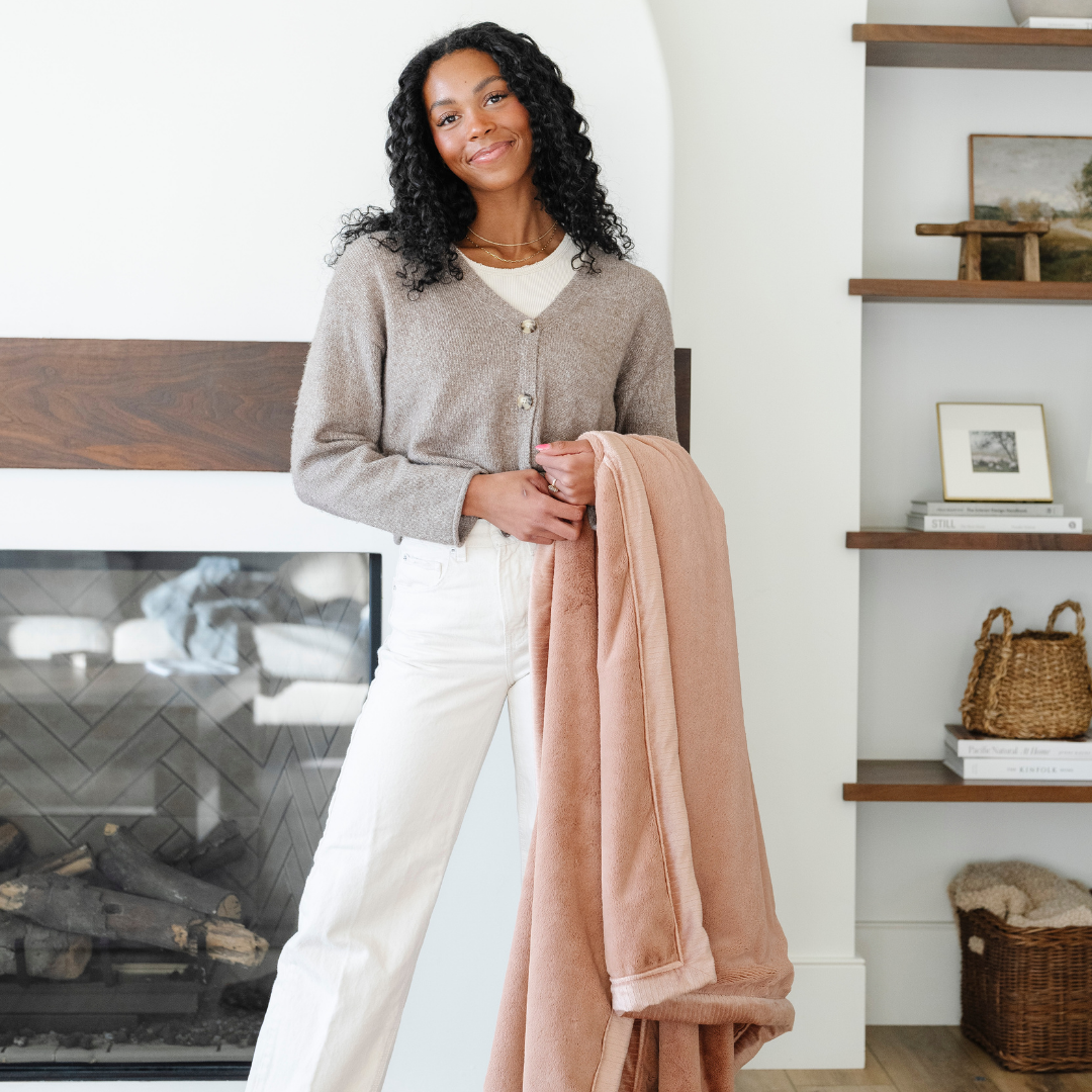 Lush XL Blankets by Saranoni, product image 52