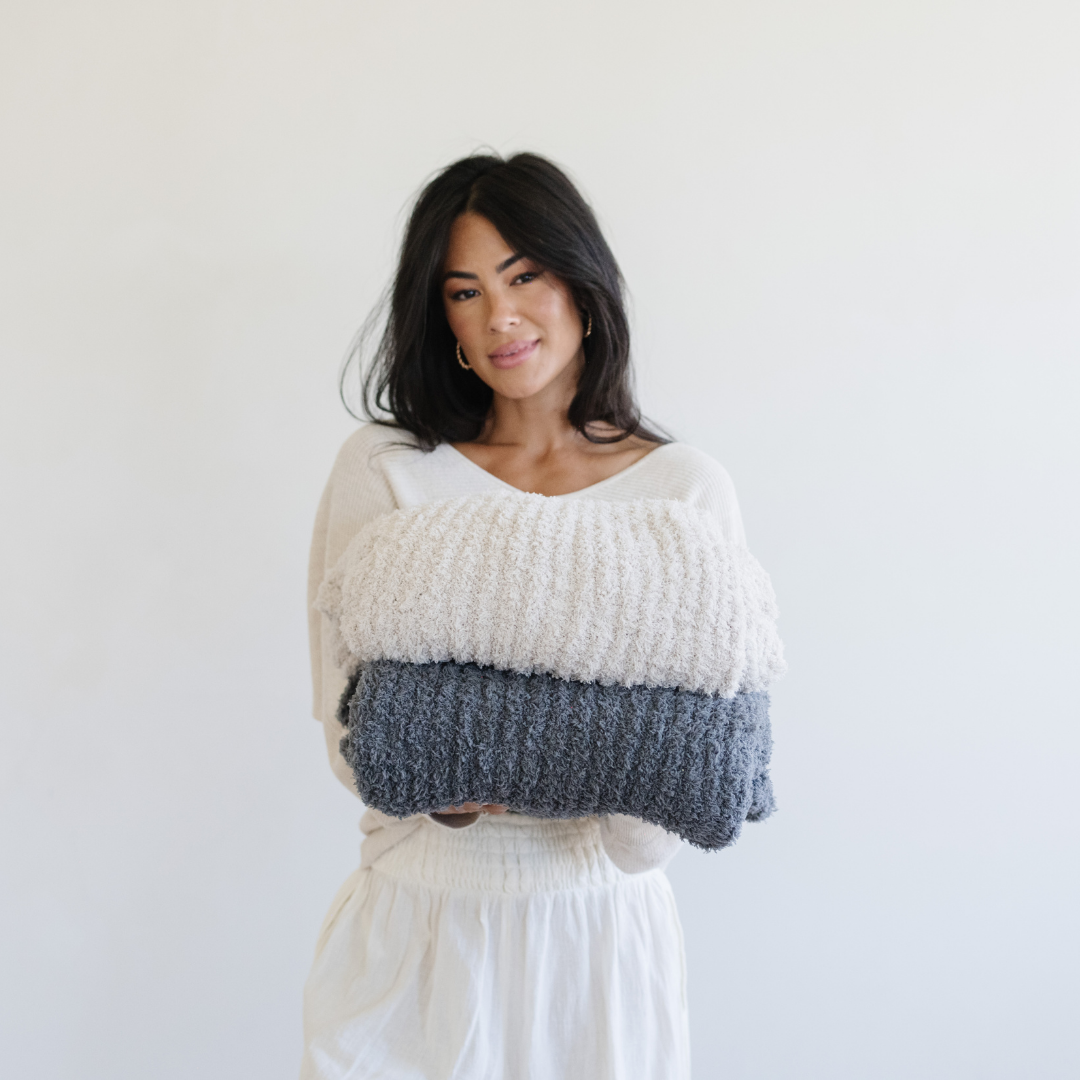 Ribbed Bamboni® Throw Blankets by Saranoni, product image 9