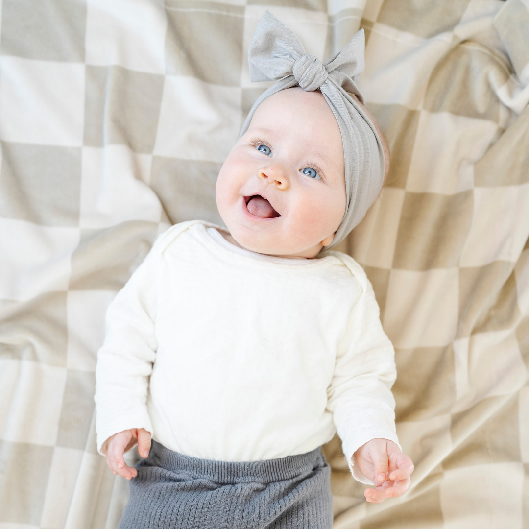 Minky Stretch Receiving Blankets by Saranoni, product image 3