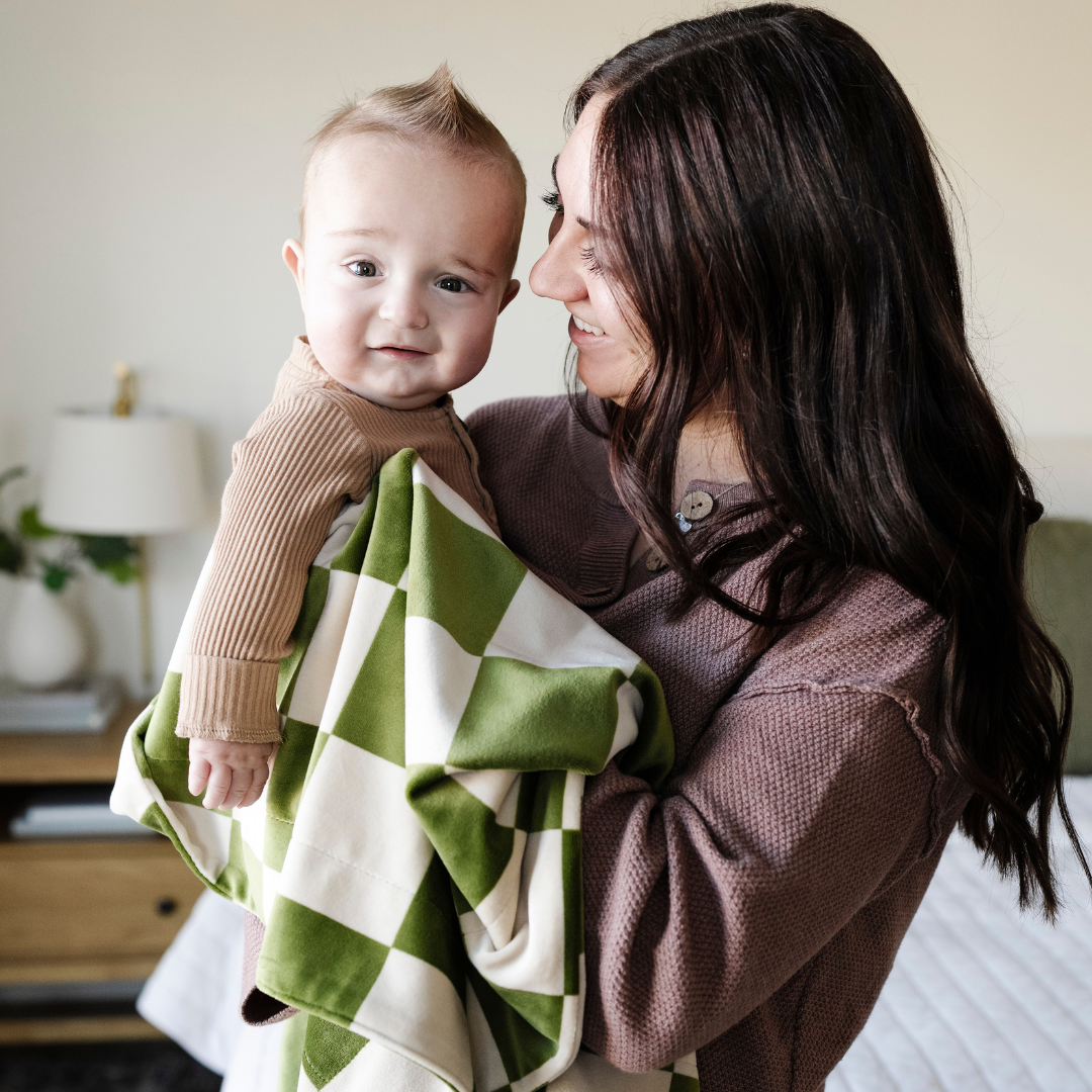 Minky Stretch Receiving Blankets by Saranoni, product image 6