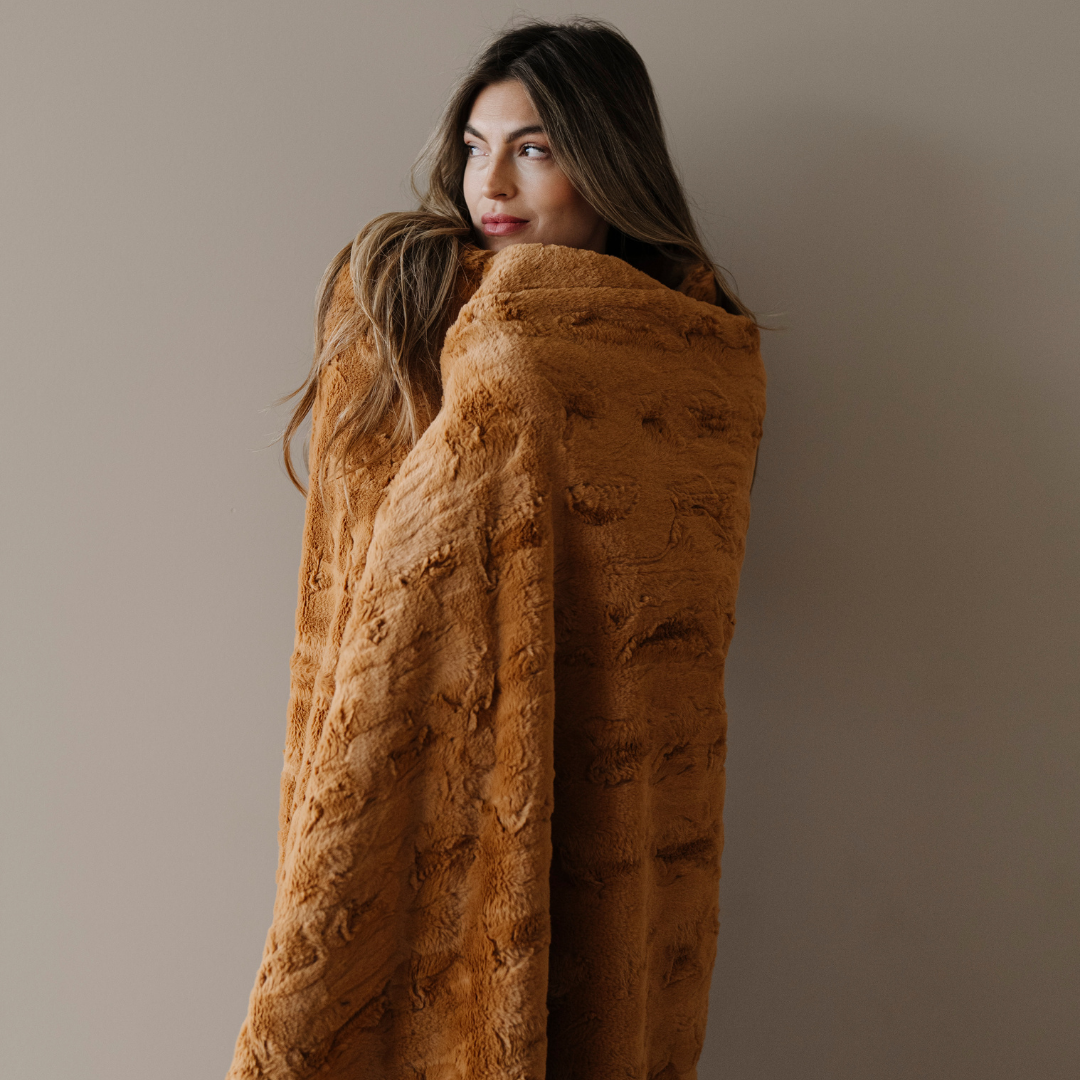 Patterned Faux Fur XL Throw Blankets by Saranoni, product image 47