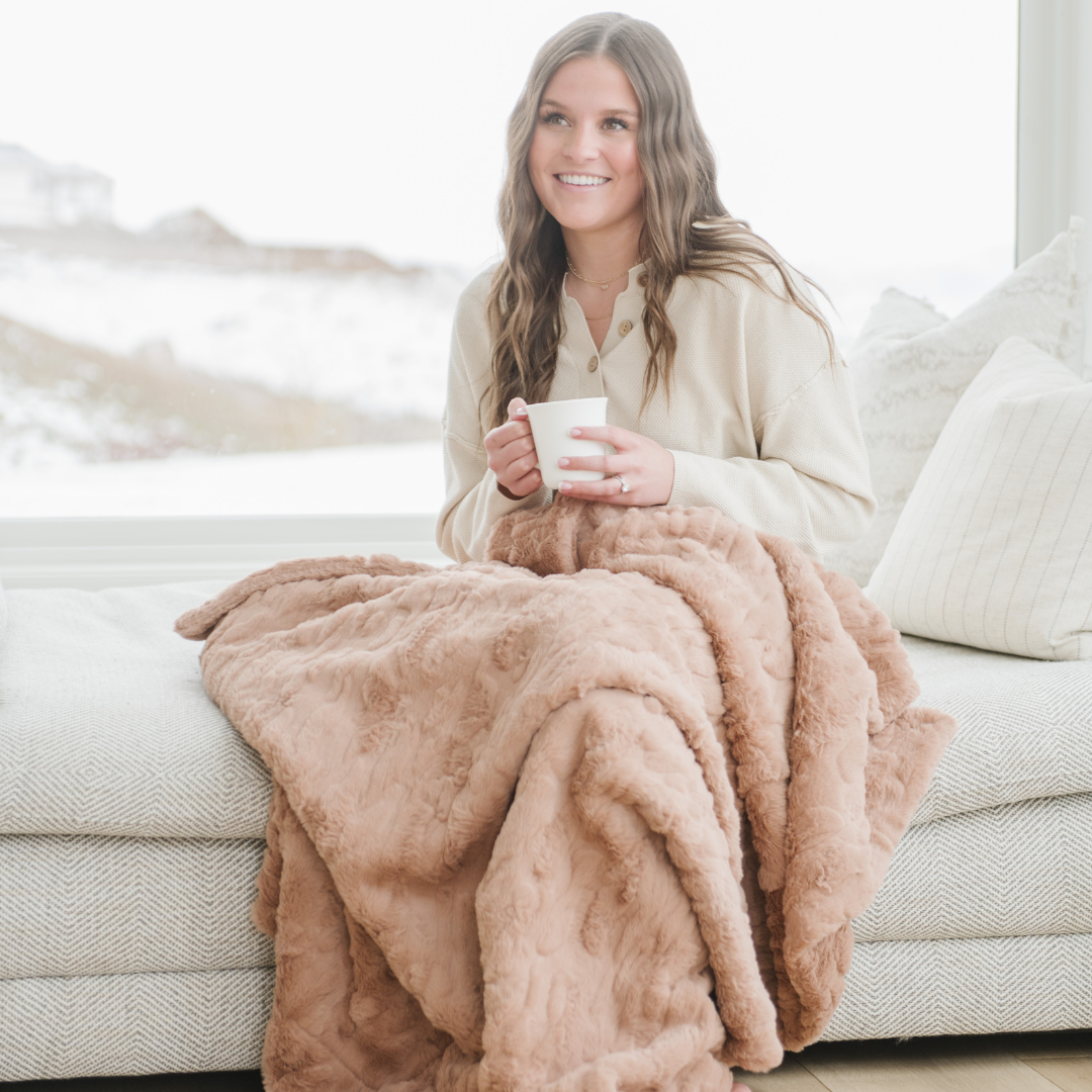 Patterned Faux Fur XL Throw Blankets by Saranoni, product image 55