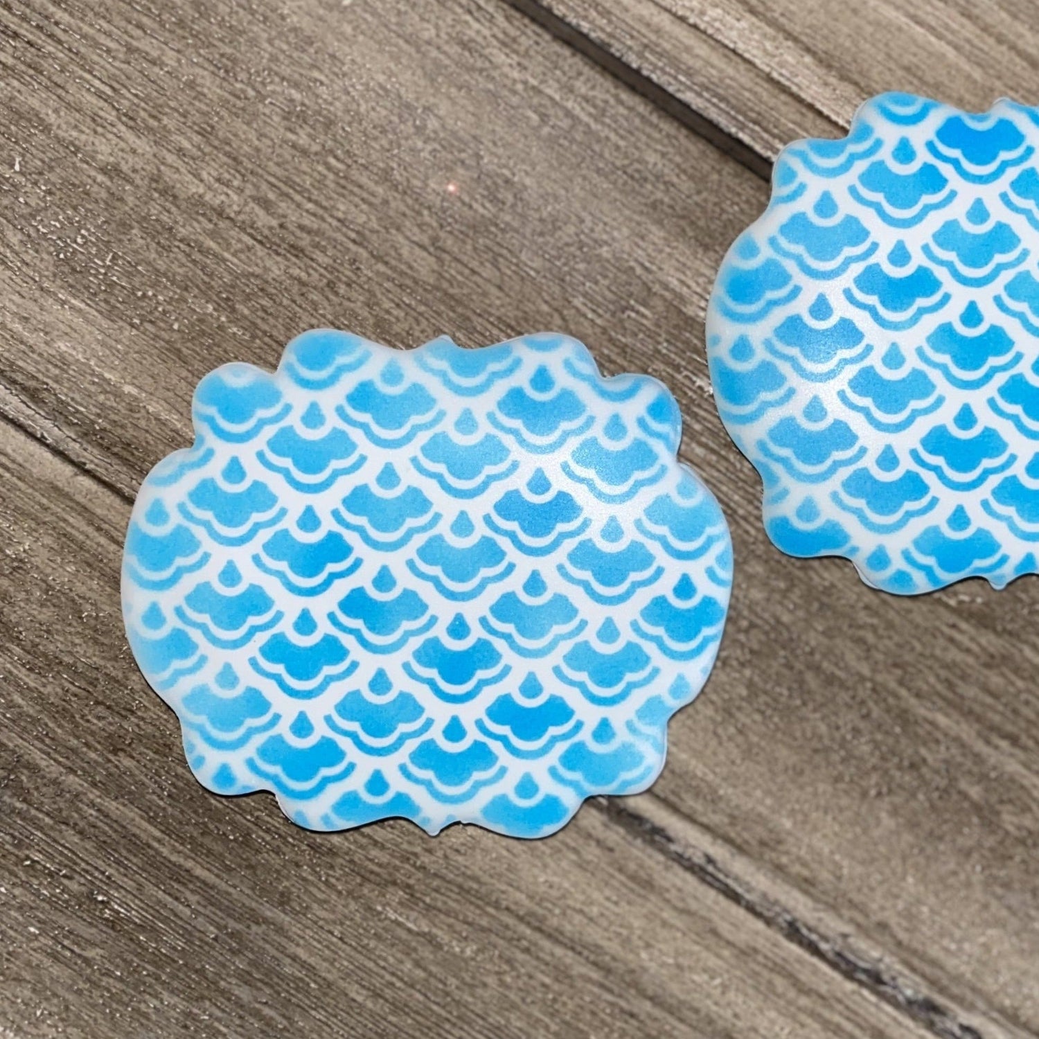 Ruffled Fish Scale Pattern Stencil