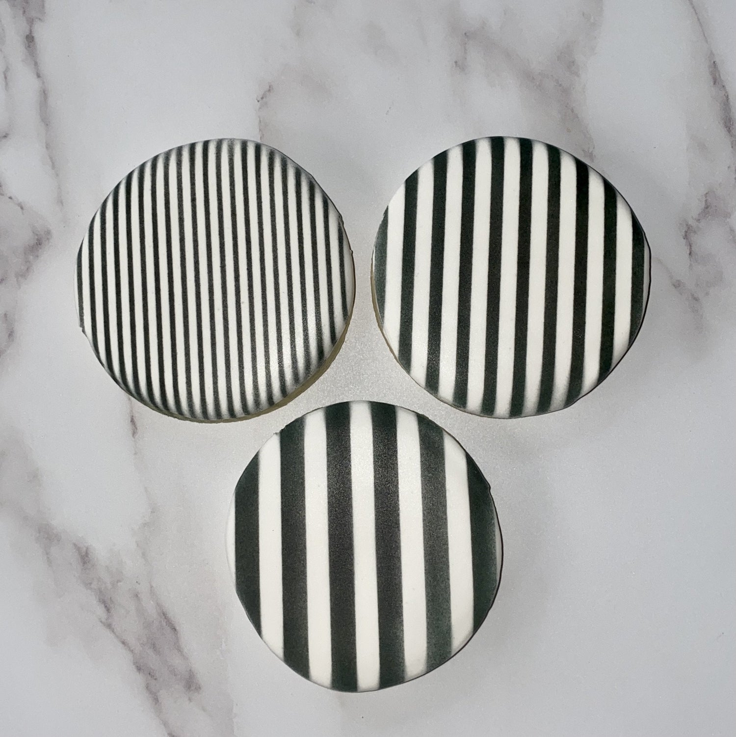 Thin Stripes Cookie Stencil