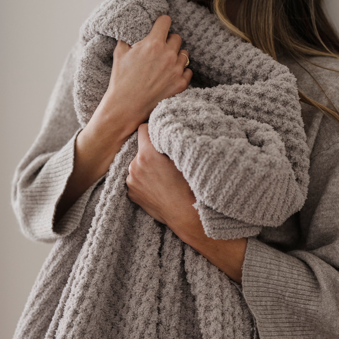 Waffle Knit XL Throw Blankets by Saranoni, product image 7