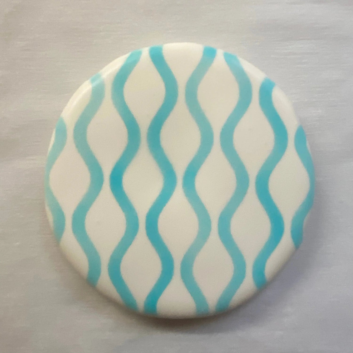 Wavy Reverse Pattern Stencil