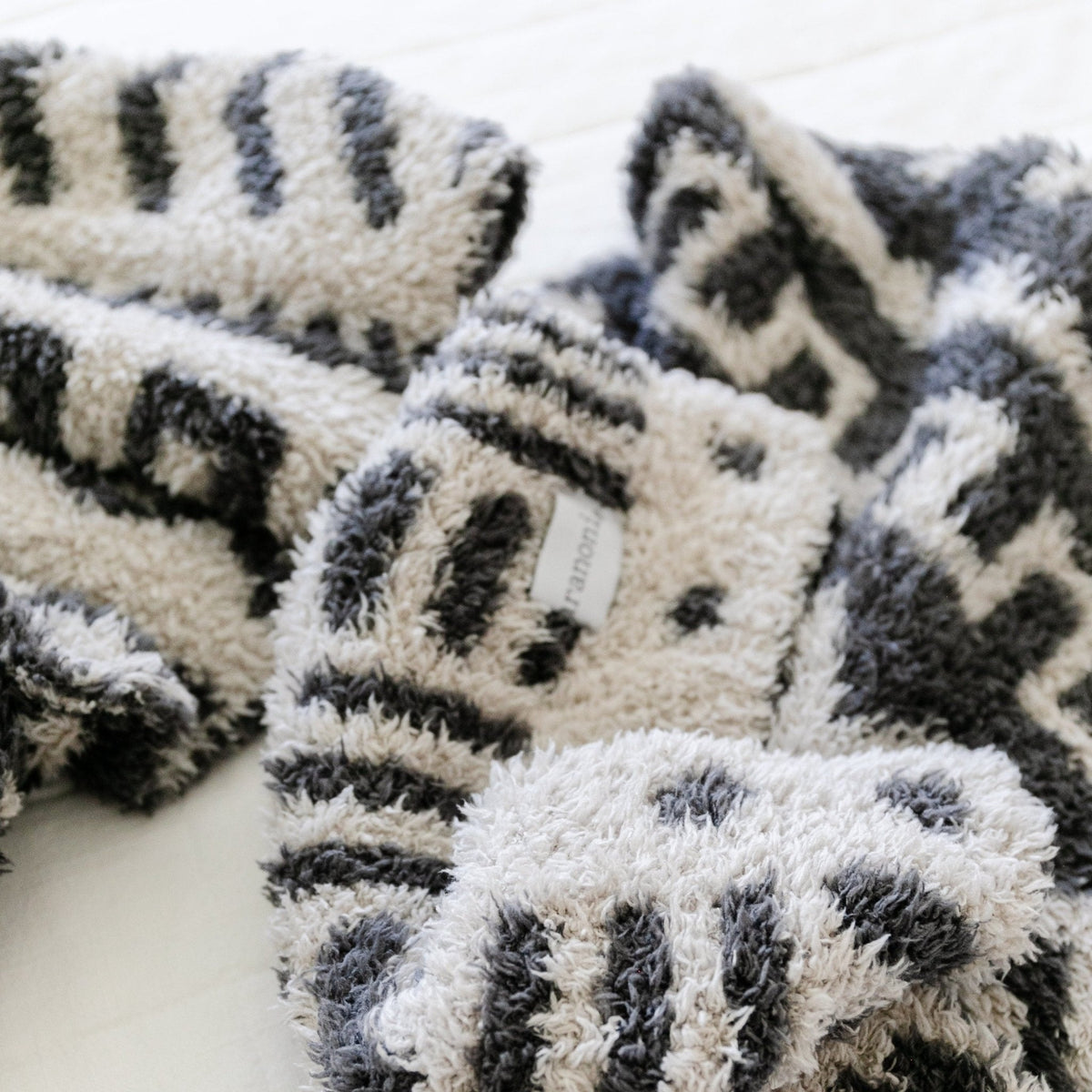 Double-Layer Bamboni® Mini Blankets by Saranoni, product image 11