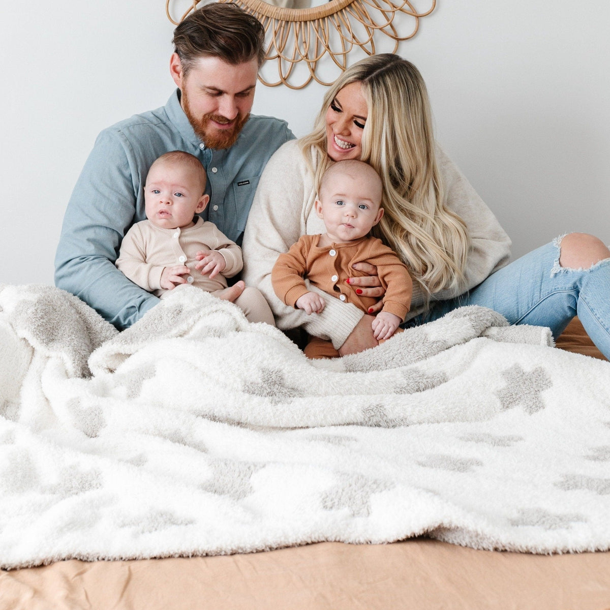 Double-Layer Bamboni® Throw Blankets by Saranoni