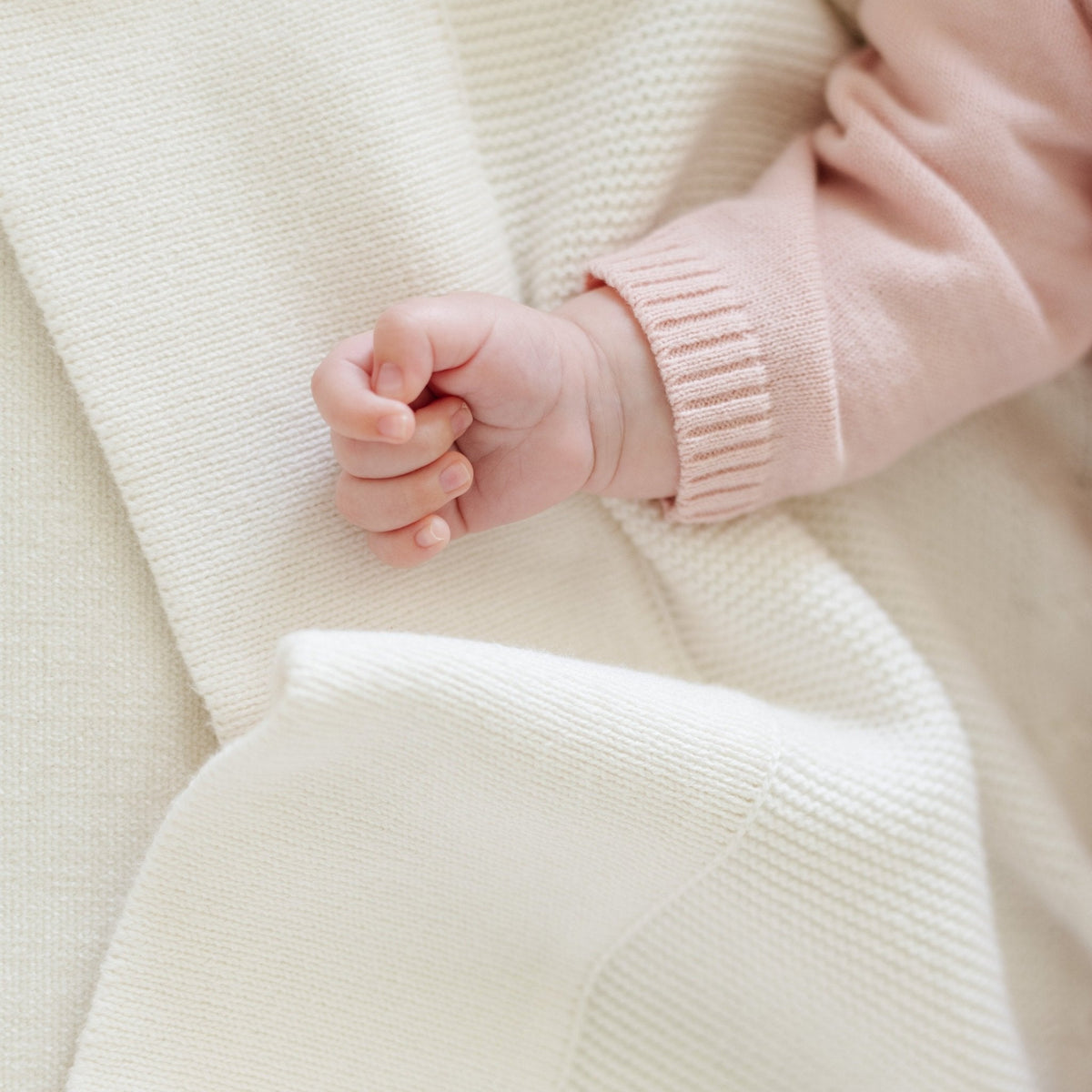 Heirloom Cotton Knit Receiving Blankets by Saranoni, product image 3