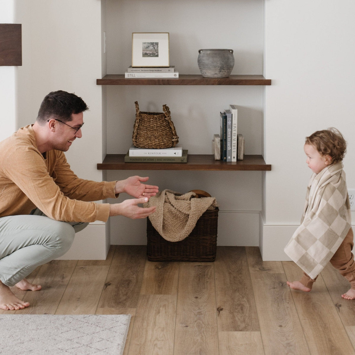 Minky Stretch Receiving Blankets by Saranoni, product image 2