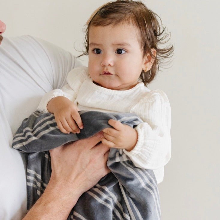 Minky Stretch Receiving Blankets by Saranoni, product image 17