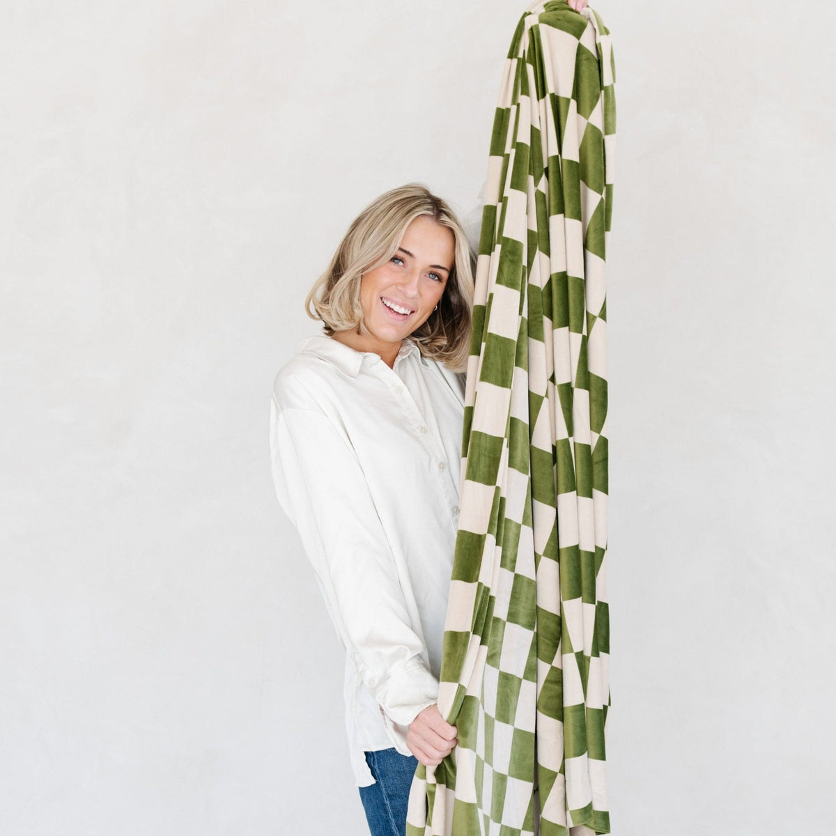 Minky Stretch Throw Blankets by Saranoni, product image 6