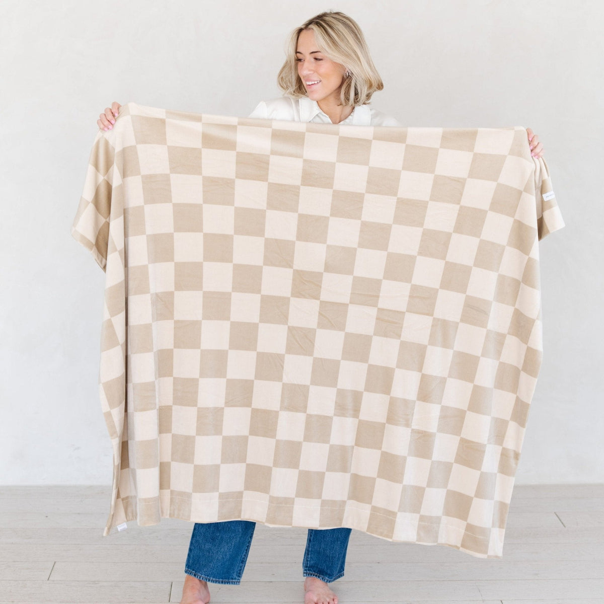 Minky Stretch XL Throw Blankets by Saranoni, product image 7