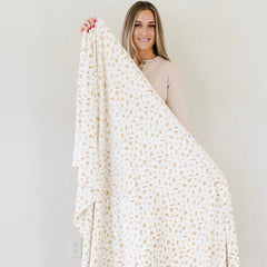Minky Stretch XL Throw Blankets by Saranoni