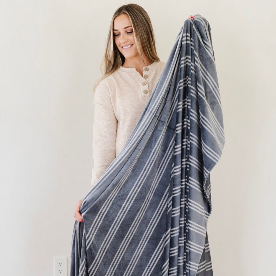 Minky Stretch XL Throw Blankets by Saranoni, product image 13
